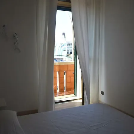 Dimora Fronte Del Porto Lägenhet